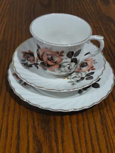 Vintage Tio Set by Old Foley, James Kent Ltd, Cup, Saucer & Side Plate, As New 2