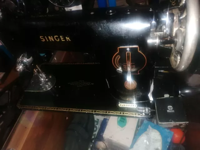 Singer 201k Hand Crank Driven All Aliminum Light Weight Model