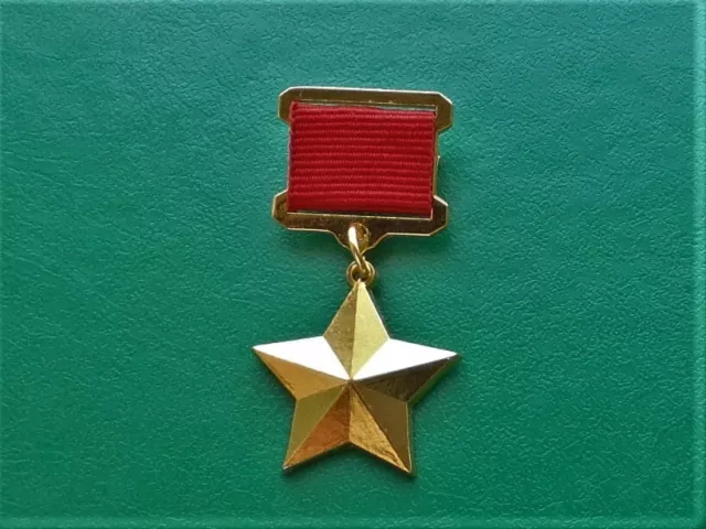 Orden  Held  der UdSSR Stern  Russland CCCP  Medaille Sammleranfertigung