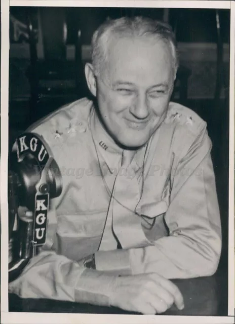 1942 Press Photo Military Governor Delos Emmons Lieutenant General Hawaii