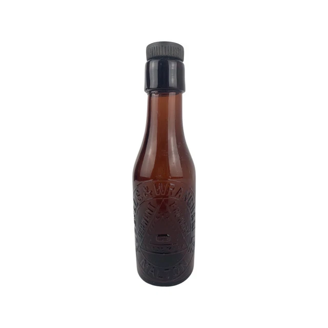 Screw Top Bottle, Original Stopper, Yorkshire - RUSSELLS & WRANGHAM LTD, MAL
