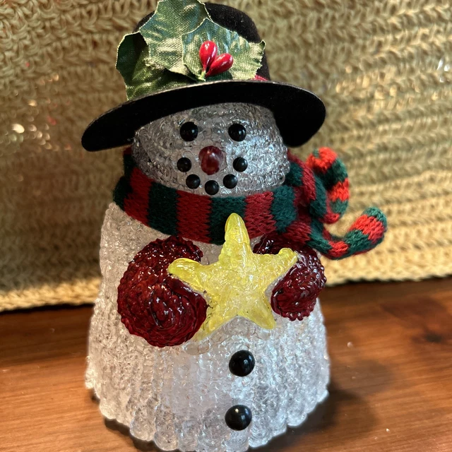 AVON Vintage Chilly Sam Snowman Night Light   5" T x 3 1/4" W  from  1999 New
