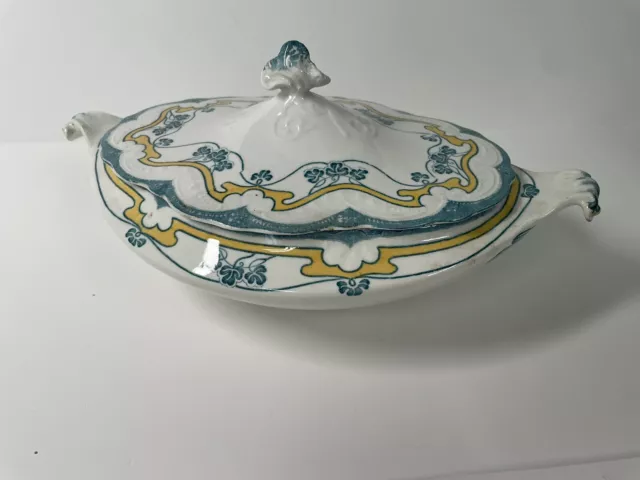 Wood & Son  Royal semi-porcelain England covered serving dish