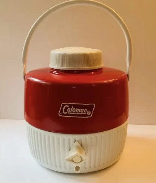 Vintage 1984 Coleman 1 Gallon Red White Water Cooler Jug Dispenser w/ Lid Clean!