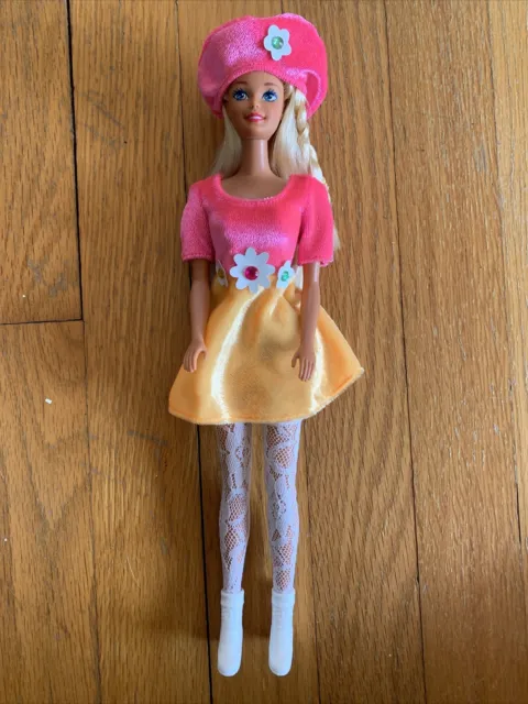 1995 Mattel Fashion Avenue Barbie Doll #15833 NRFB