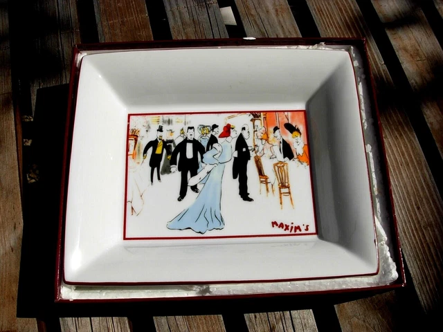 ANCIENNE ASSIETTE PORCELAINE à l'effigie de l'empereur Napoléon 1er