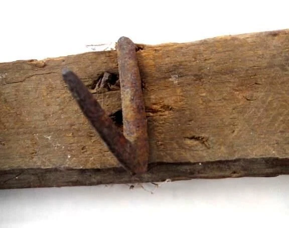 1800 antique AMISH BARN 48"hand wrought IRON WOOD HOOKS HAT TOBACCO HERB CLOTHES