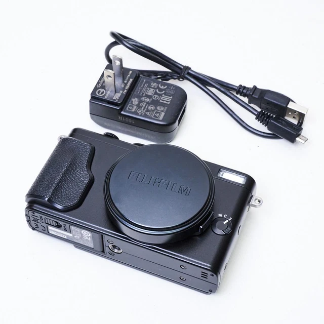 Fujifilm X70 16.3MP Compact Digital Camera Black From used from japan