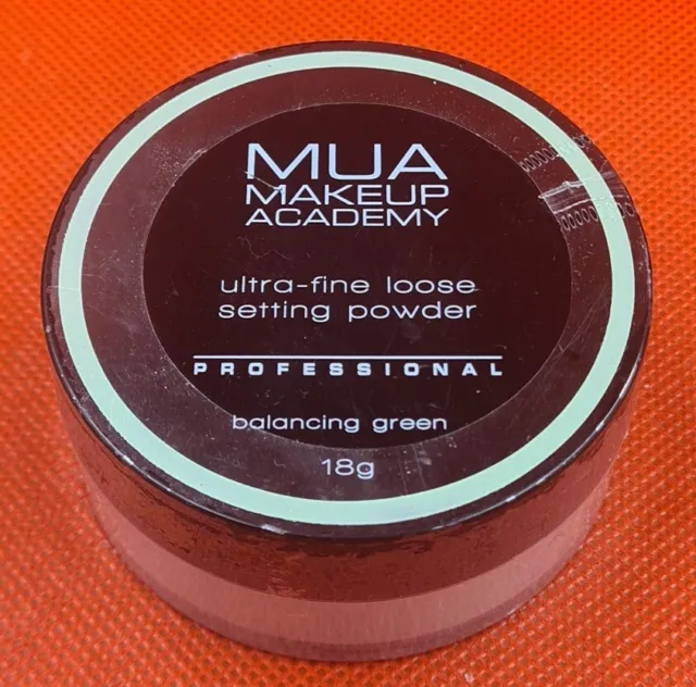 MUA Make Up Academy Ultra Fine Loose Setting Powder - Balancing Green