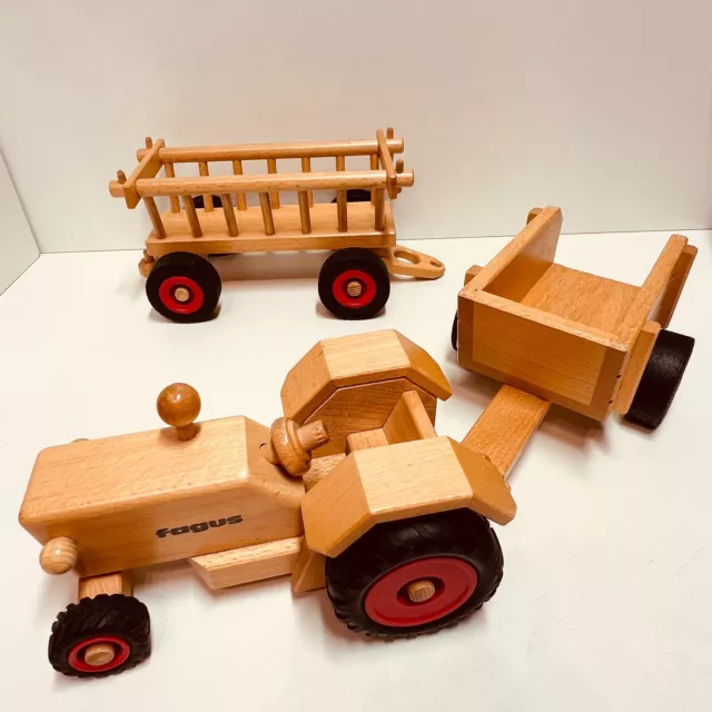 Fagus - Traktor 10.21 + Heuwagen 10.23 + Sturzkarre 10.22 - Holzspielzeug Holz