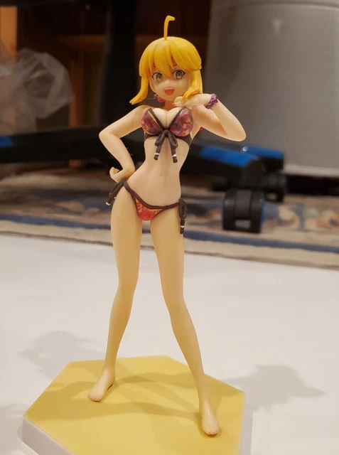 Wave Beach Queens: Fate / Extra Saber [1/10 Scale Pvc] Figure 