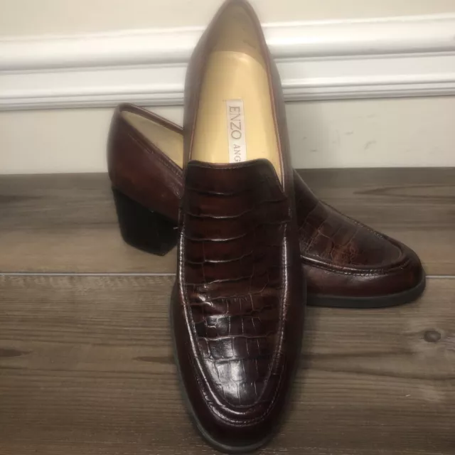 ENZO Angiolini Women’s loafers heeled brown size 8.5.￼