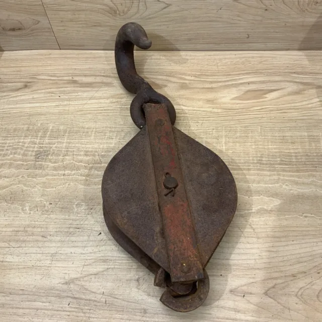 Vintage Industrial Pulley Rustic Cast Iron Wheel Hook