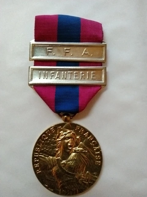 medaille de la ligue maritime et coloniale française offerte à l'amiral