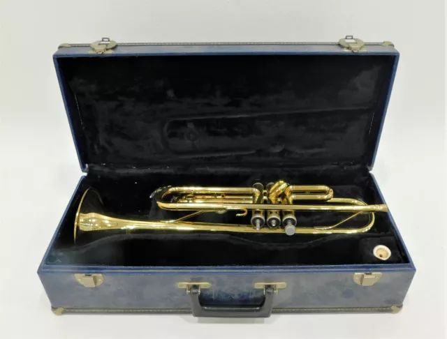 VNTG Holton Brand B Flat Trumpet w/ Case and Mouthpiece (Parts and Repair)