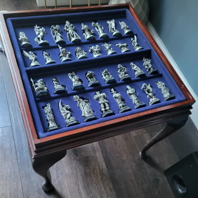 Danbury mint fantasy of the crystal chess set with table