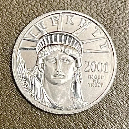 2001 Platinum Eagle 1/10 Troy Ounce