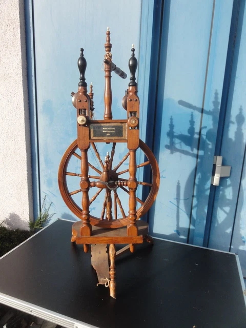 Altes Spinnrad Um 1900
