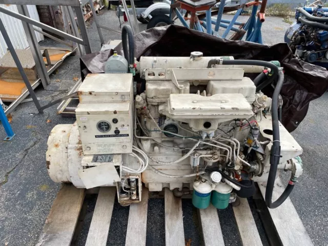 Onan 12.0 mdjc 12 kw Marine Diesel Generator 60 Hz 120/240v