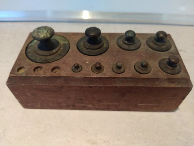 BOITE ANCIENNE DE poids laiton pour balance De 2 Kg À Un Gramme EUR 65,00 - FR