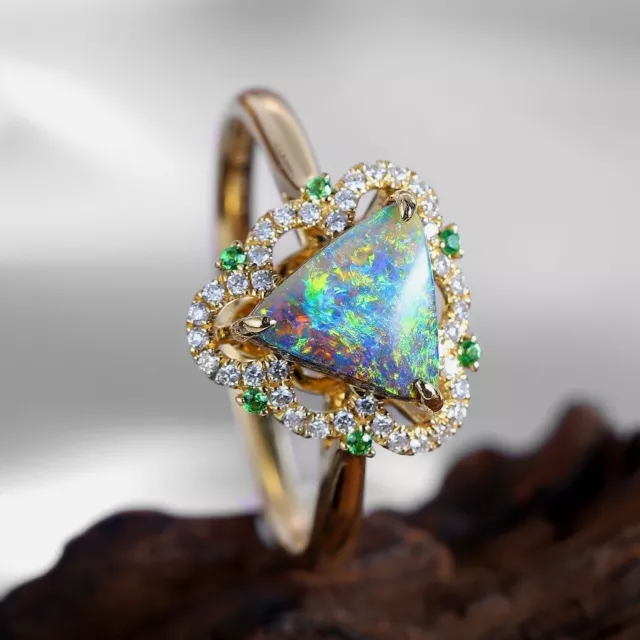 Erstaunliche Regenbogenfarbe australischer Felsbrocken Opal Diamant Verlobungsring 18K Gold