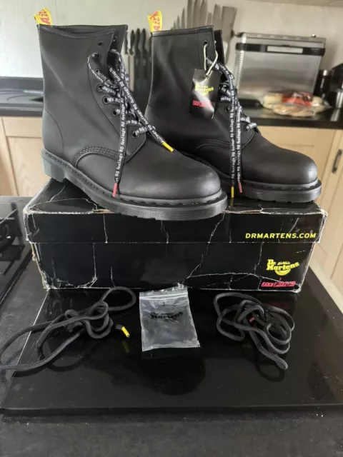 Dr martens sex pistols no future discount