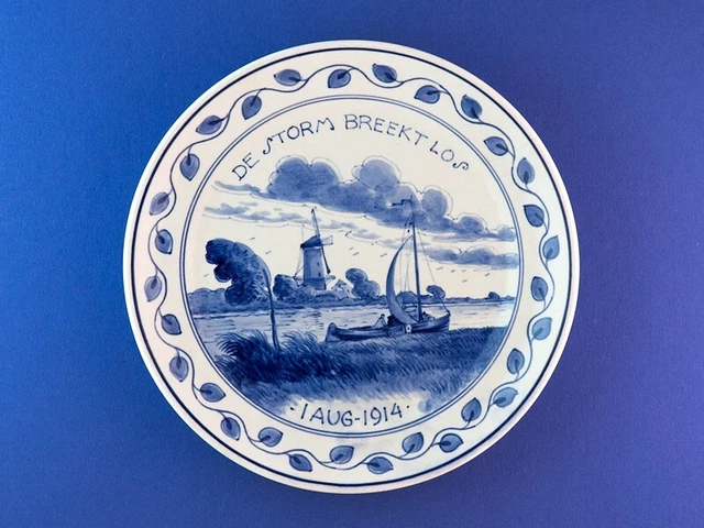 Porceleyne Fles 1914 De Storm breekt los 7" Royal Delft WW-1 Blue (4)