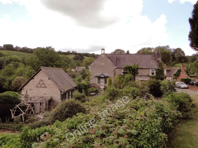 Photo 6x4 The Old School, Wigmore Wigmore/SO4169 Between the church and  c2010