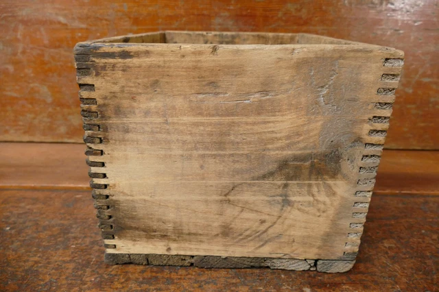 Vintage Hercules Powder Company High Explosives Blasting Caps Dynamite Wood Box 2