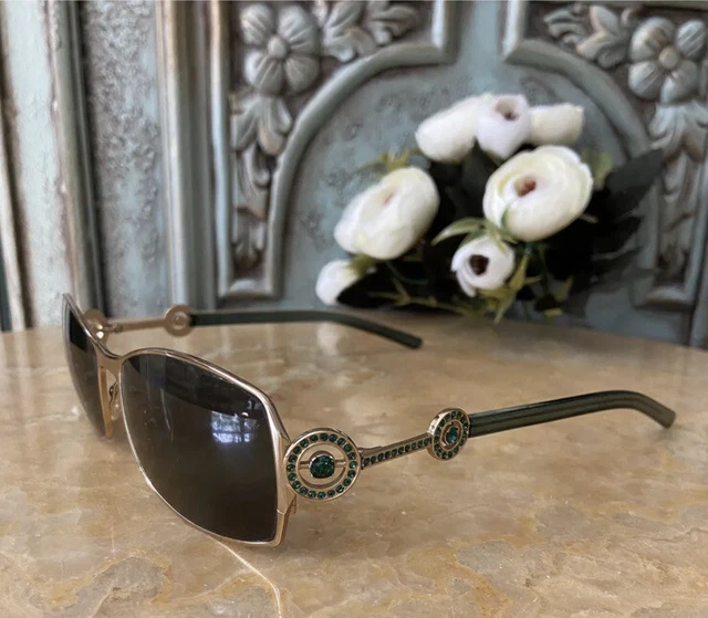 BOUCHERON SUNGLASSES BOU 81 AX5 W/ CRYSTALS and GOLD Hardware Boucheron Cateye Sunglasses New | Mercari main image 4