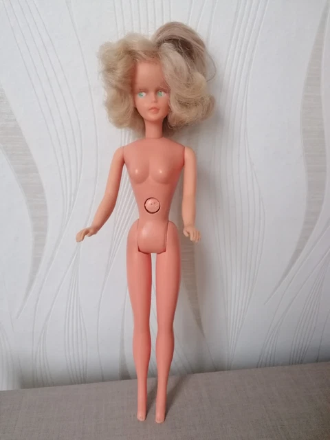 POUPÉE TRESSY BELLA AMERICAN CHARACTER CHATAIN JAMBES RAIDES