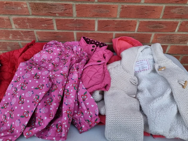 Pacchetto di 5 giacche da ragazza. Età 3 - 4 anni e 5 - 6 anni. Vedi immagini. Zara