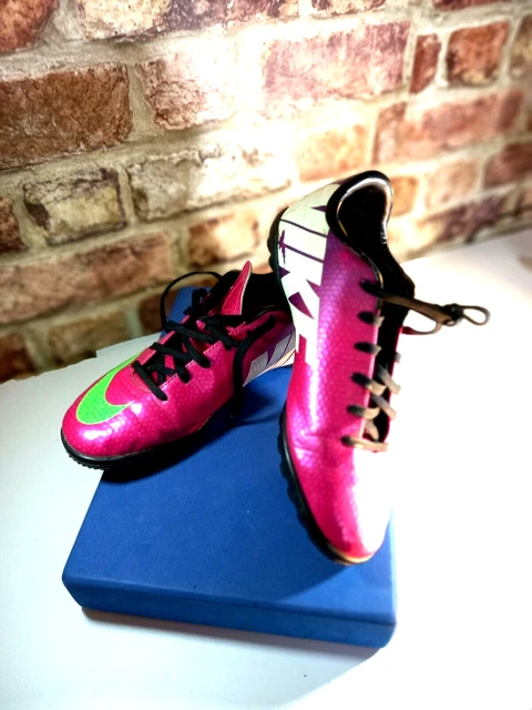 Nike mercurial best sale vapor size 4