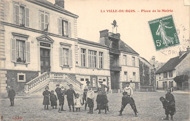 91-The City Of Wood-Place De La Mairie-Animee-N 6012-A/0027