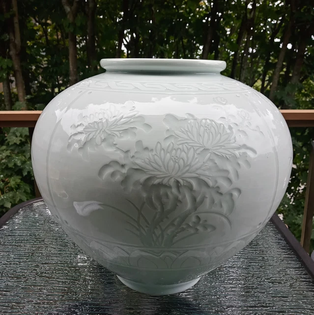 LARGE Korean Celadon Porcelain Incised Flowers Moon Vase Signed 13" Tall