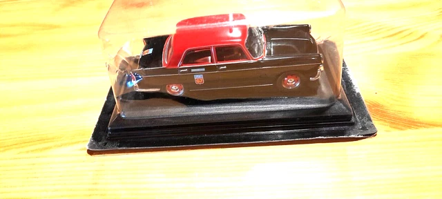 Voiture Miniature Peugeot 404 bleue - La Nationale 7 - la