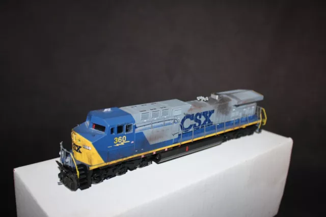 Athearn RTR CSX AC4400CW #449