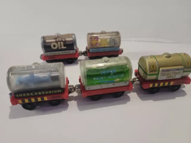Thomas and Friends 2004 set of 5 train cars. OIL,HAMMER HEAD,EELS,PAINT,BIRTHDAY