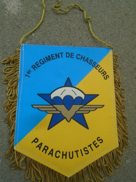 FANION 1° REGIMENT DE CHASSEURS PARACHUTISTES EUR 12,00 - PicClick FR