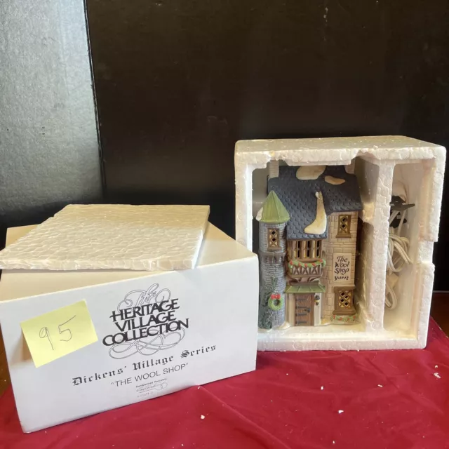 1988 Dept 56 Heritage Village Collection Dickens Village The Wool Shop Lighted