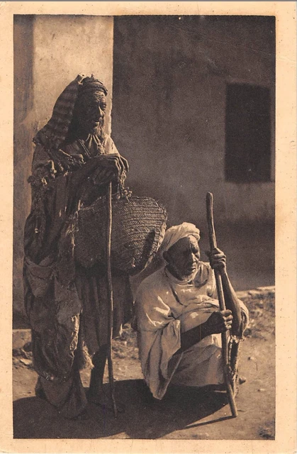 Cpa Maroc Marrakech Les Aveugles Mendiants