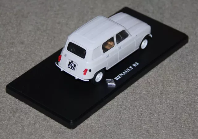 Miniature 1:43 Renault 3 1961 Ixo/Hachette