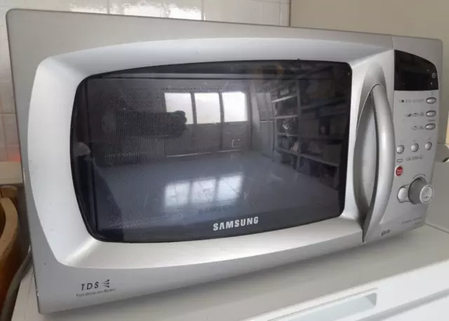Samsung mc28h5015as forno a microonde + grill + ventilato 28 lt.