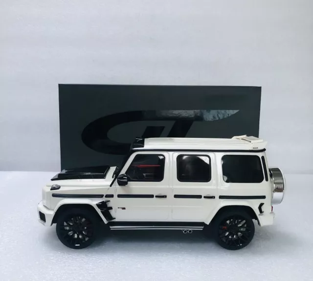 1/18 GT Spirit Mercedes-Benz G-Class Brabus 700 Widestar 4HD White/Red Interior