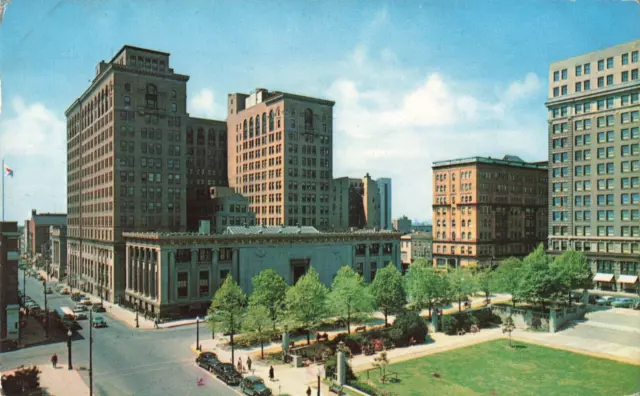 Wilmington Delaware, Rodney Square & Public Library, Vintage Postcard