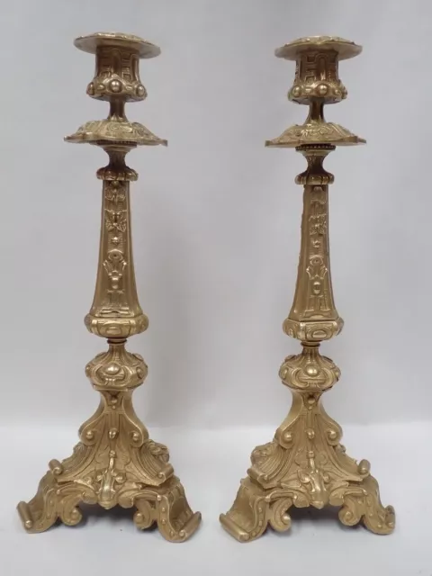 Ancienne paire de bougeoirs en bronze 19 ème siècle de qualité  /   2,430 kg
