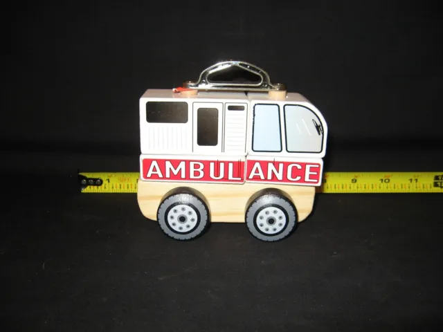 J'adore Paris Nature Wood Toys Ambulance