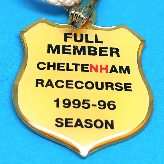 Cheltenham Horse Racing Members Badge - 1995 / 1996