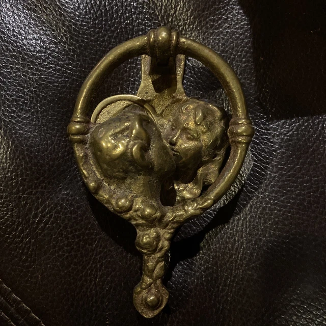 Kissing Couple Brass  Door Knocker