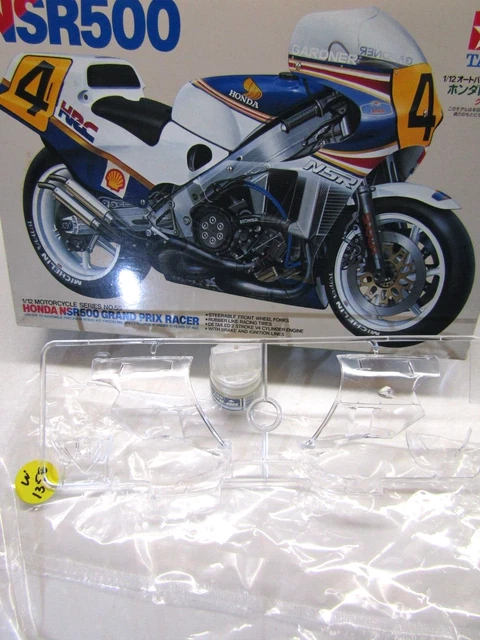 MAQUETTE 1/12 TAMIYA Ref 14055 Honda NSR500 Grand Prix Racer (commencée